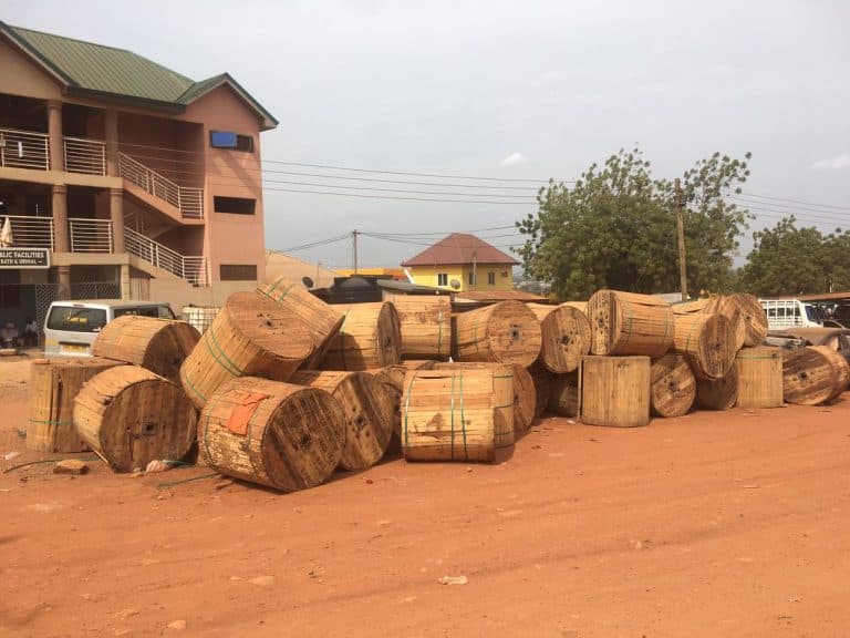 Police grab two suspects in possession of 40 bundles of suspected stolen ECG cables